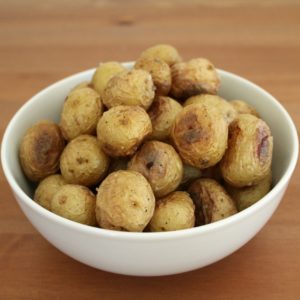 salt-crusted-baby-potatoes-01