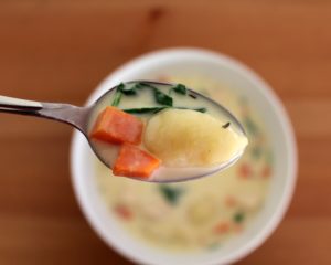 creamy-chicken-and-gnocchi-soup-03